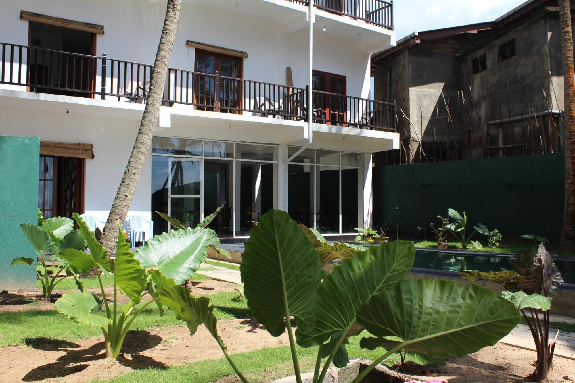 Prana Beach Hotel Ex Guli Хиккадува Экстерьер фото