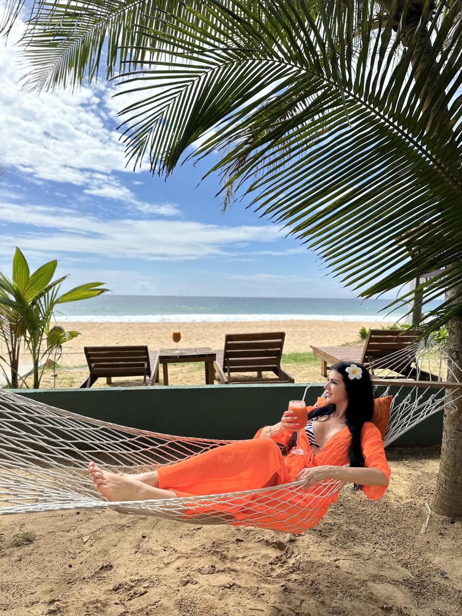 Prana Beach Hotel Ex Guli Хиккадува Экстерьер фото